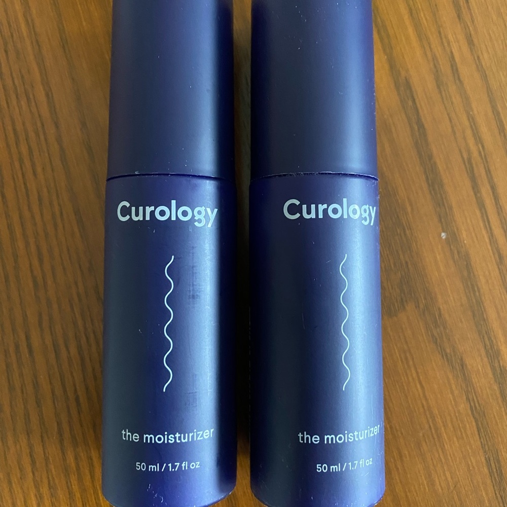 Curology moisturizer